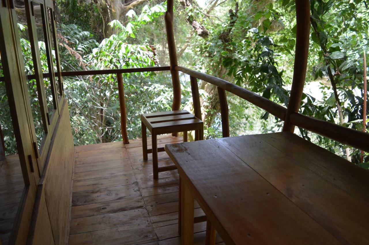 Kumbuk Tree House Villa Tissamaharama Ngoại thất bức ảnh